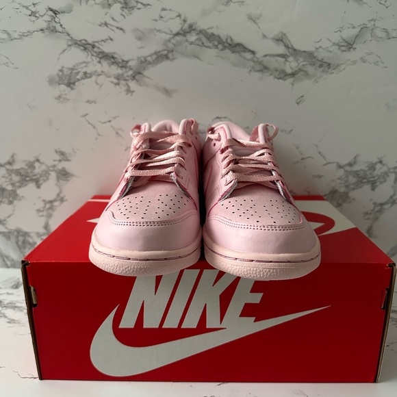 Nike Dunk Low SE GS Prism Pink - Picture 3 of 8